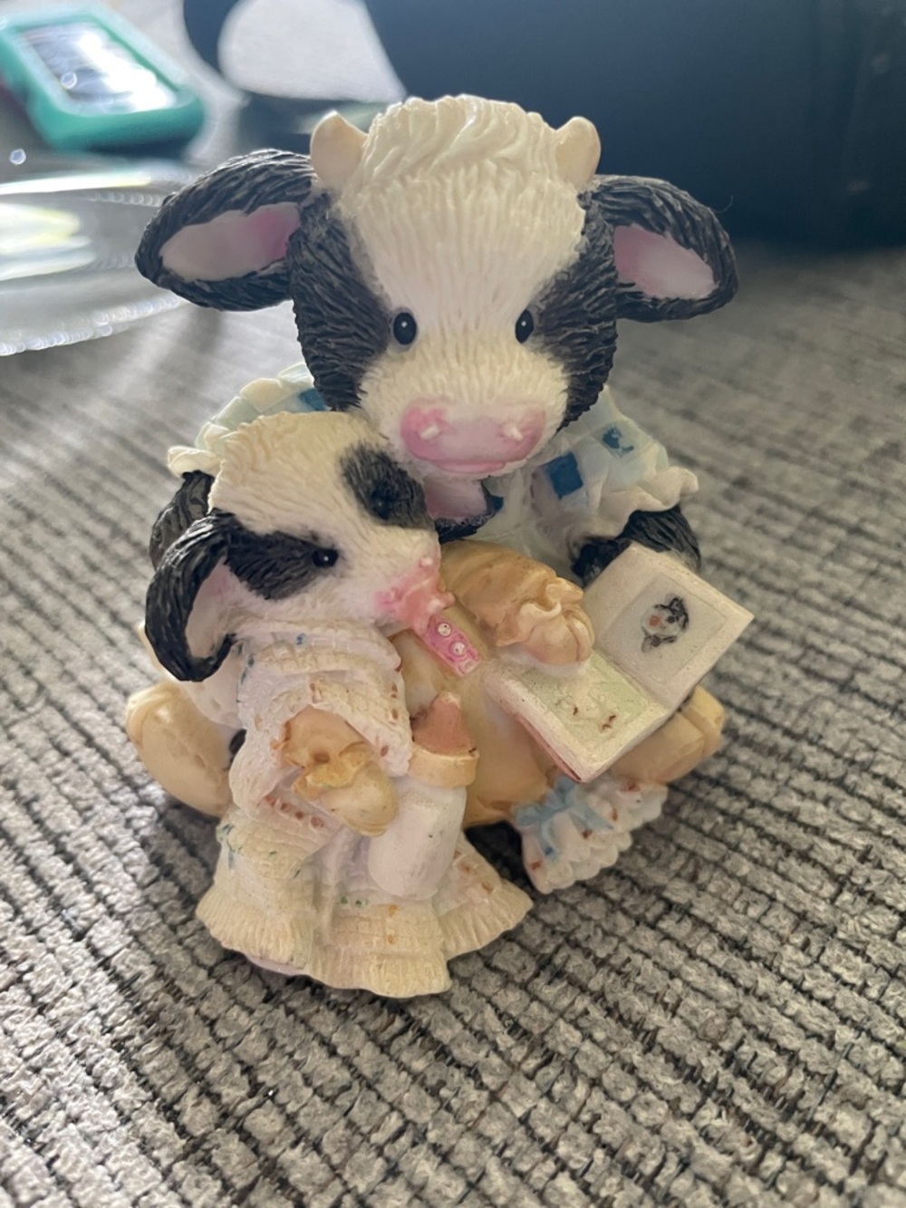 Mary’s Merry Moo Moos Pasture Bedtime Cow Family Figurine by Enesco 1993